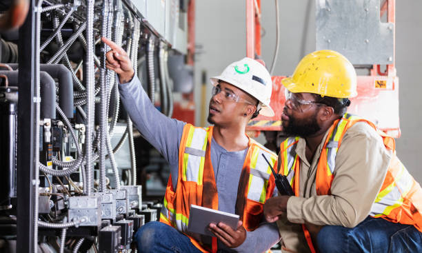 Best Circuit Breaker Repair  in Midway City, CA